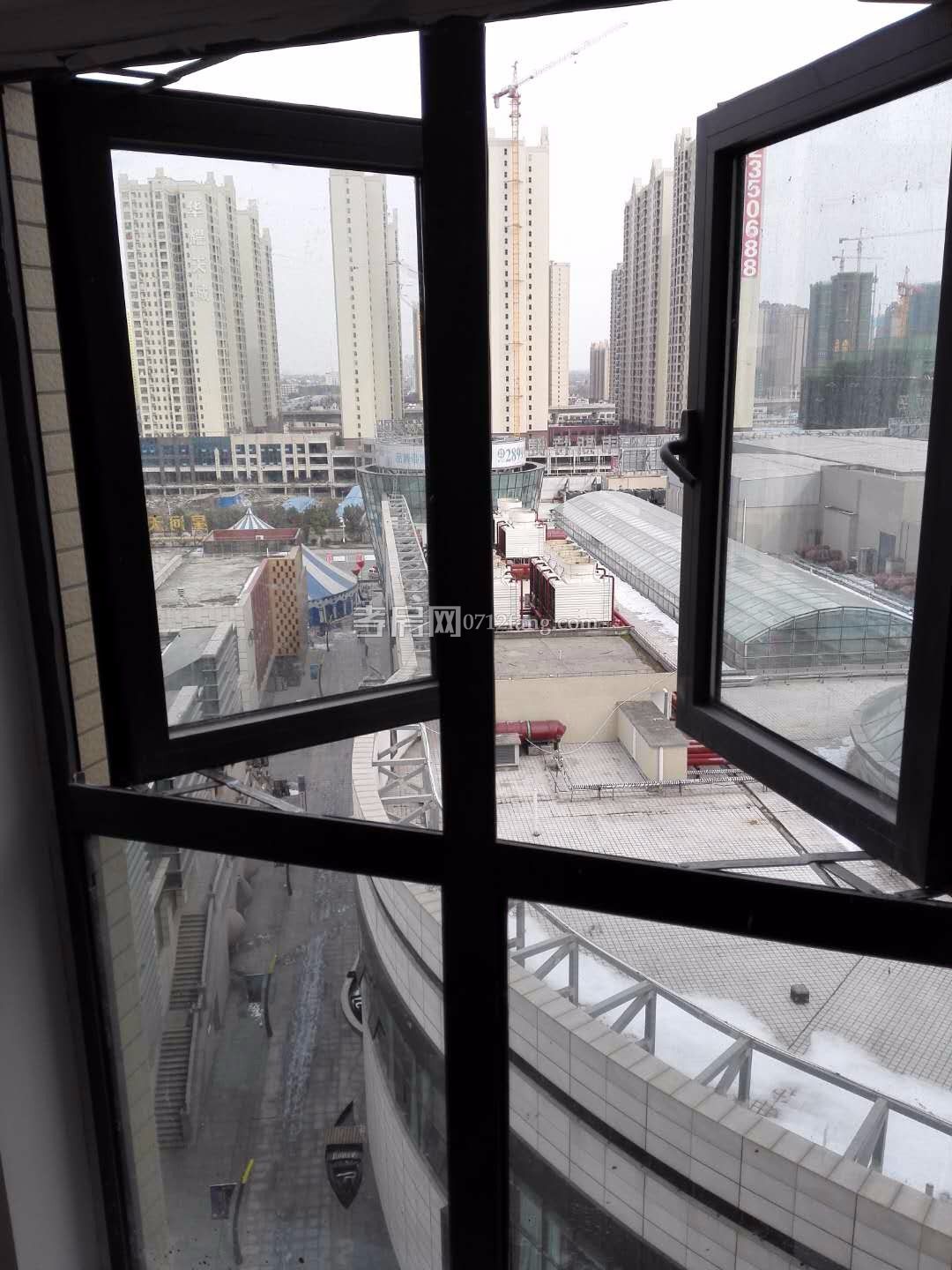 星河天街復(fù)式寫字樓出租