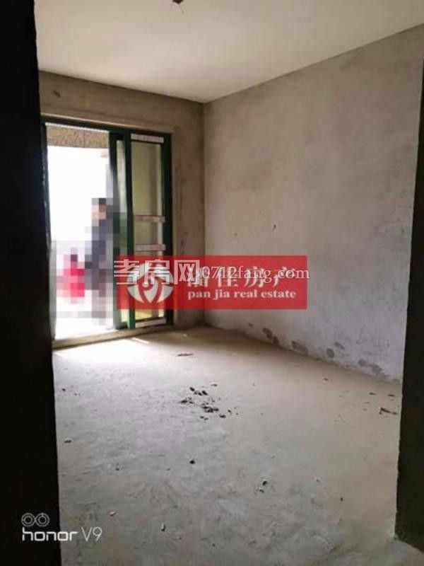 滿二體育館旁小康新村2室2廳1衛(wèi)109平精裝修拎包入住