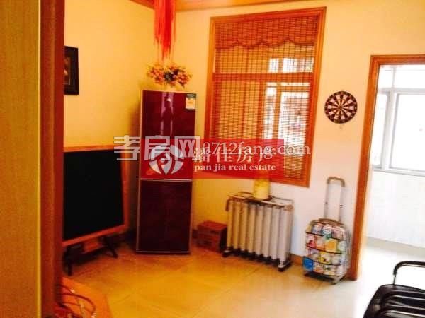 孝柴小區(qū)精裝房3室5/7樓