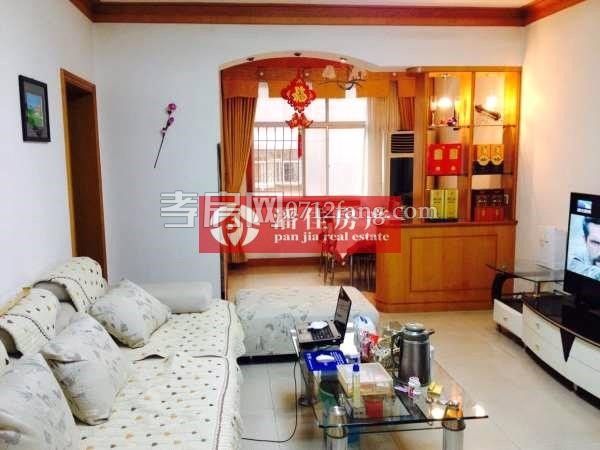 孝柴小區(qū)精裝房3室5/7樓