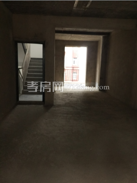 英倫風(fēng)情121平米，31.46萬。