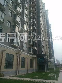 聚源小區(qū)電力4室2廳2衛(wèi)206平米