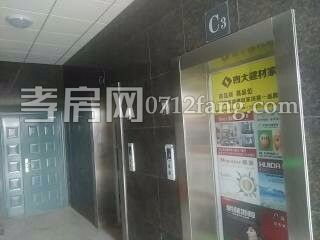 聚源小區(qū)電力4室2廳2衛(wèi)206平米