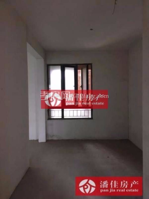 送入戶花園！中建國際一期中層114南北通透