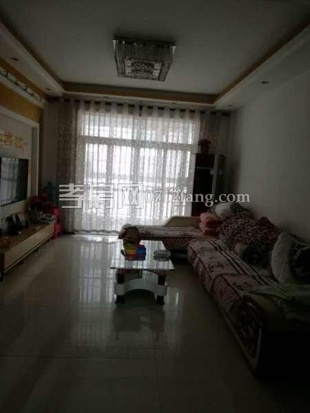 長征路車所旁小康新村4樓152平中等裝修60萬看中可小刀