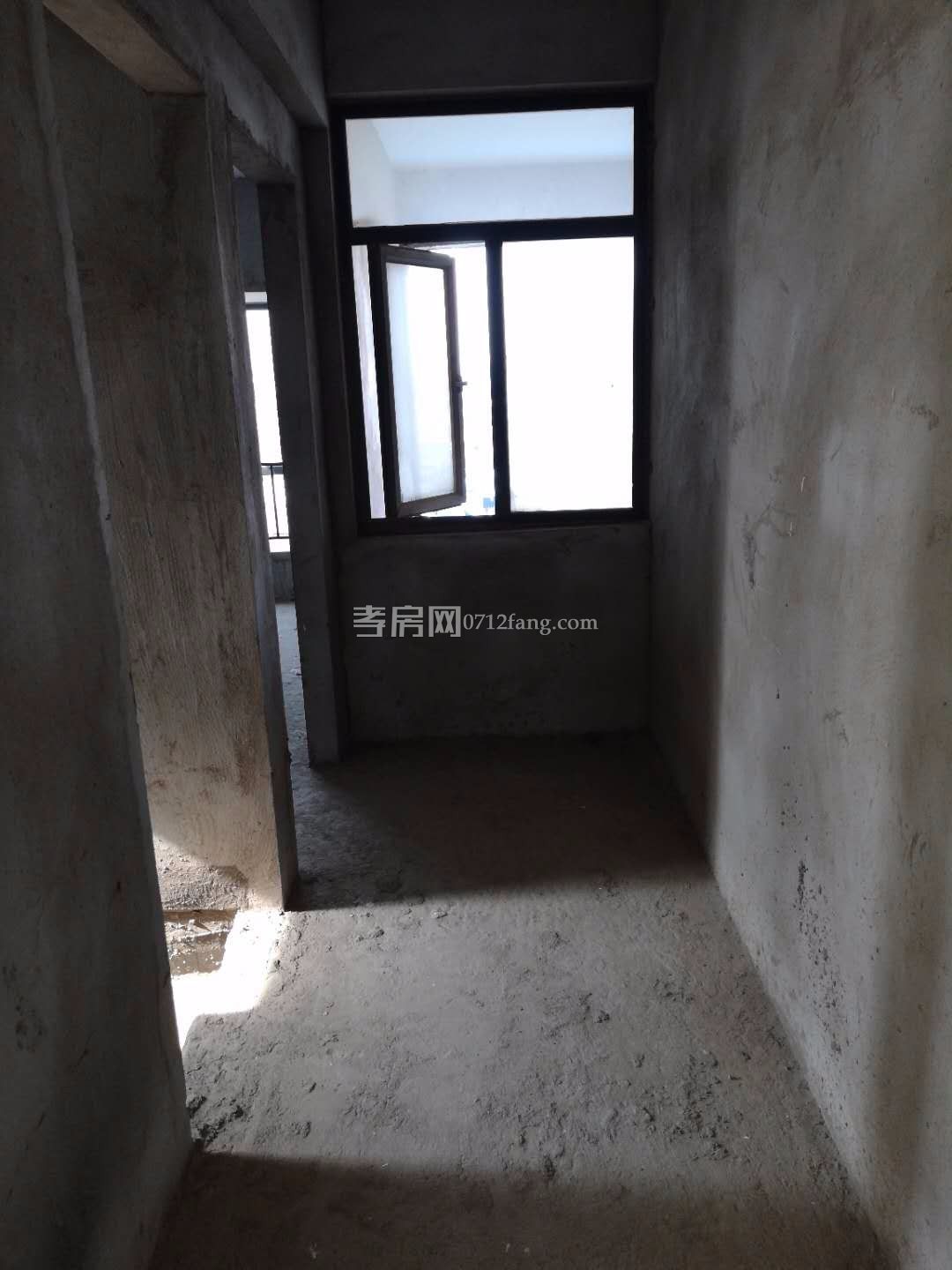 三面采光南北通透香港城一期4室2廳2衛(wèi)139送20平觀景房