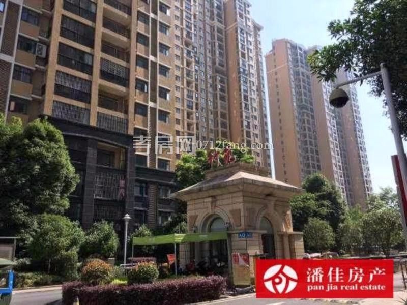 濱湖天地4室2廳2衛(wèi)127送20平毛坯特價出清