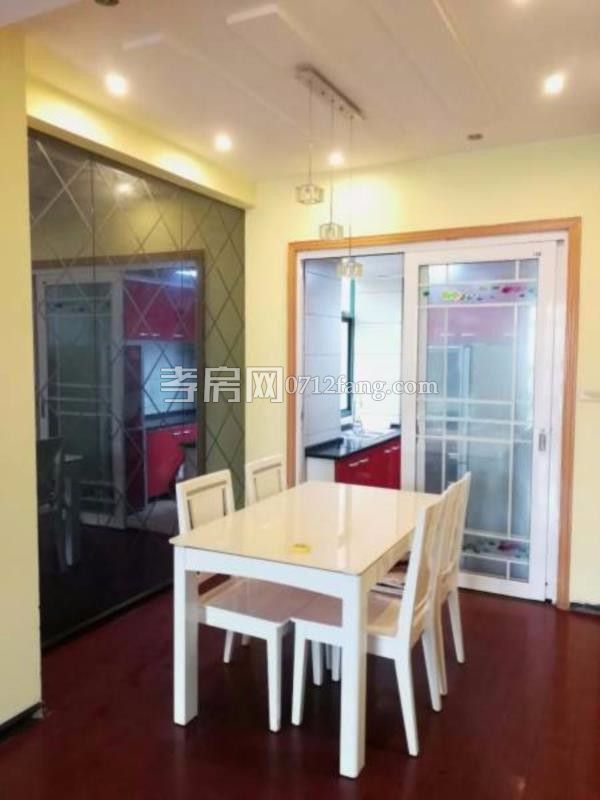 實小文昌雙 園林二路單位房單價4500