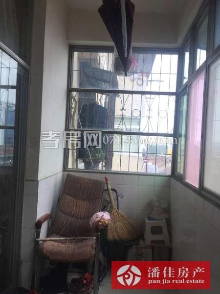 【潘佳房產(chǎn)推薦】【理絲小區(qū)98.21平米5/6樓三個大房南北通透】