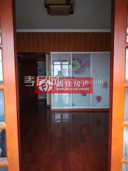 【潘佳房產(chǎn)推薦】【滿五 一水木清華114.53平新精裝未住人南北通透52萬】