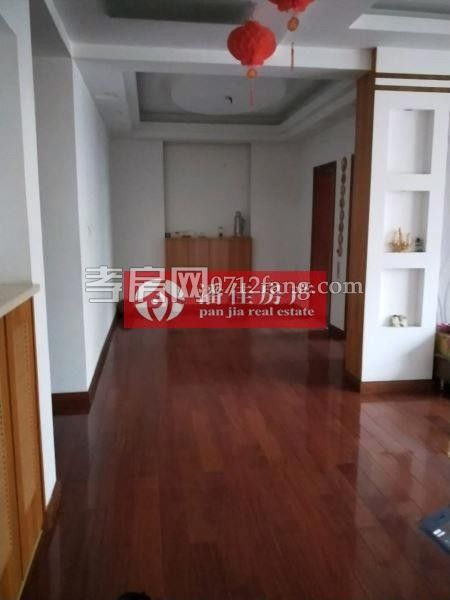 【潘佳房產(chǎn)推薦】【滿五 一水木清華114.53平新精裝未住人南北通透52萬】