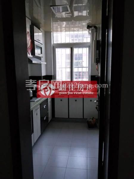 【潘佳房產(chǎn)推薦】【滿五 一水木清華114.53平新精裝未住人南北通透52萬】