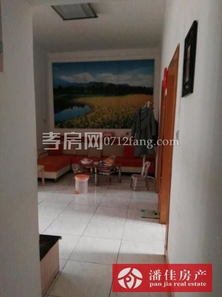 【潘佳房產推薦】中建國際花園1期124.77㎡送入戶花園 高層南北通透東戶型毛坯105萬