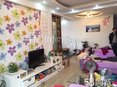 錦繡后湖1室1廳1衛(wèi)，中等裝修拎包入住