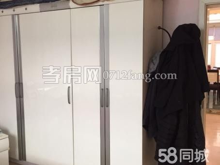 錦繡后湖1室1廳1衛(wèi)，中等裝修拎包入住