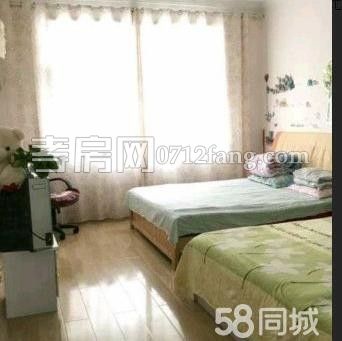 降價了！航空路三室兩廳一衛(wèi)4/6簡單裝修131平米