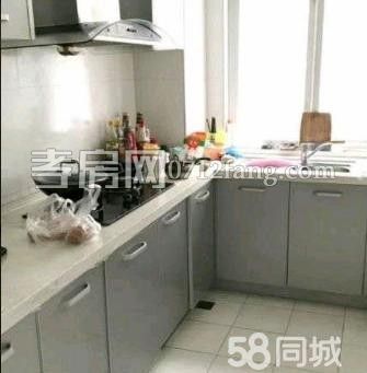 降價了！航空路三室兩廳一衛(wèi)4/6簡單裝修131平米