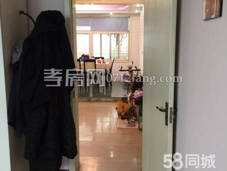 錦繡后湖1室1廳1衛(wèi)，中等裝修拎包入住