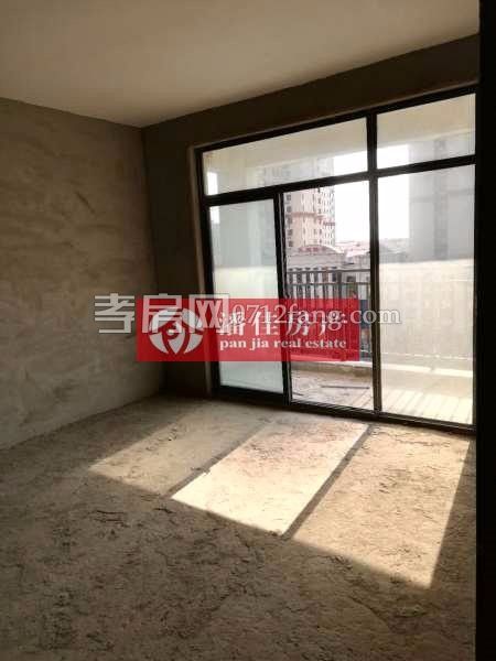 【潘佳房產(chǎn)推薦】送20平景觀房！全天采光！香港城4室2廳2衛(wèi) 80萬(wàn)