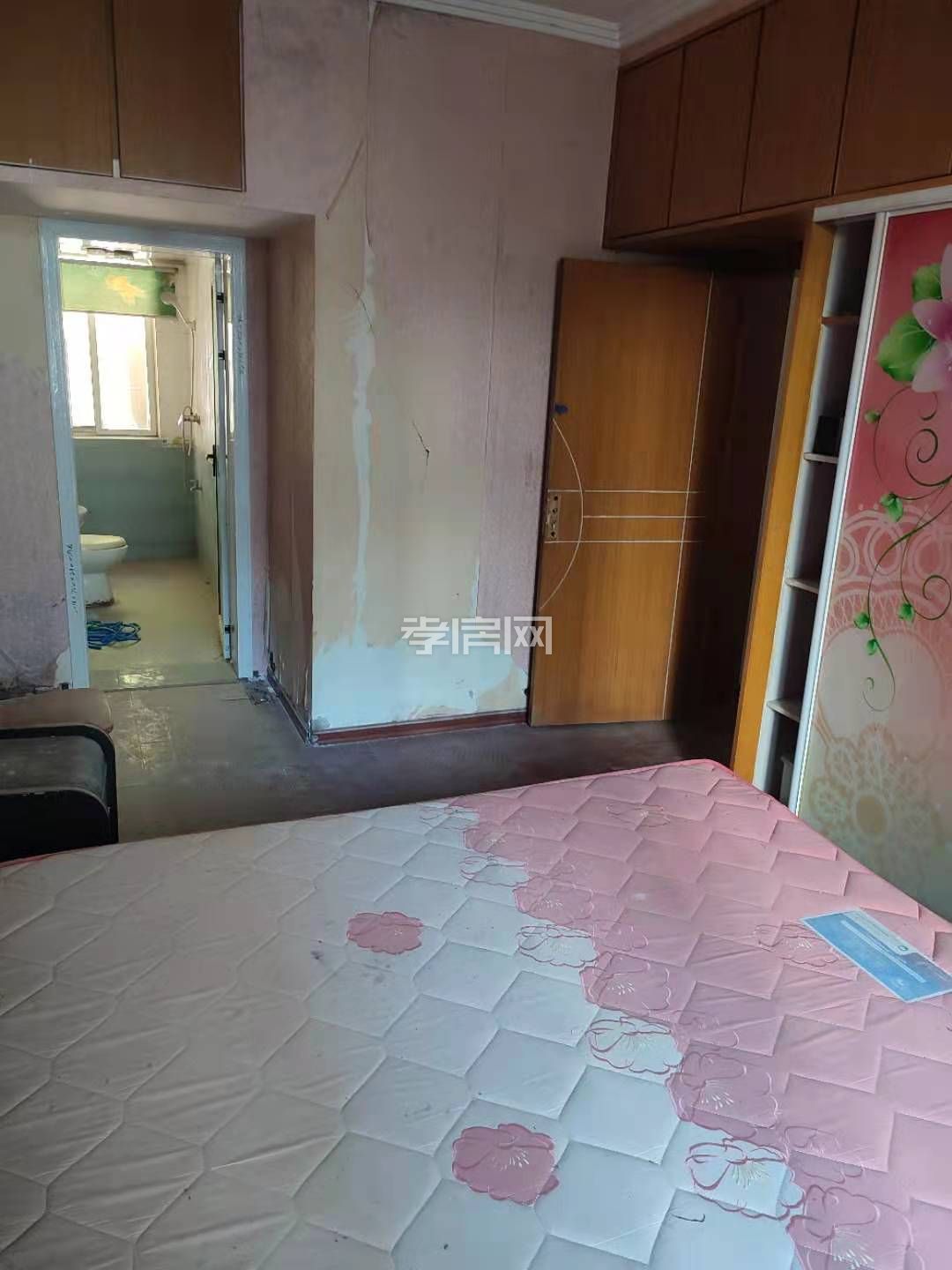 城西船廠路土產(chǎn)花園舊房低價(jià)出售