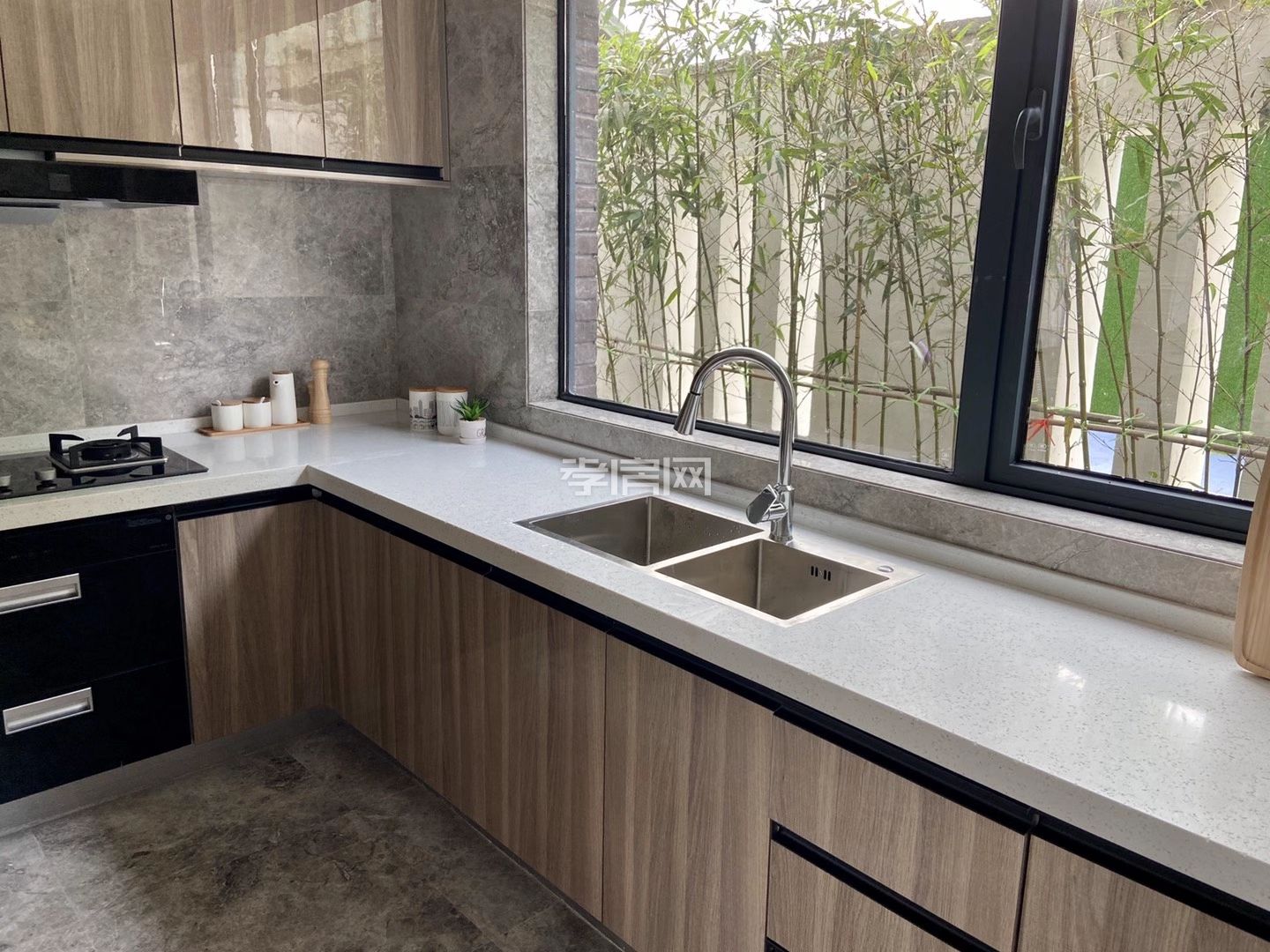 不限購別墅 付37萬起滿足你的別墅夢贈送100平+24平露臺