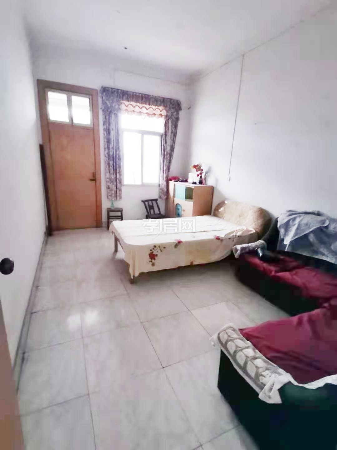 實(shí)小文昌機(jī)關(guān)幼兒園三 房人民廣場旁市委大院對面