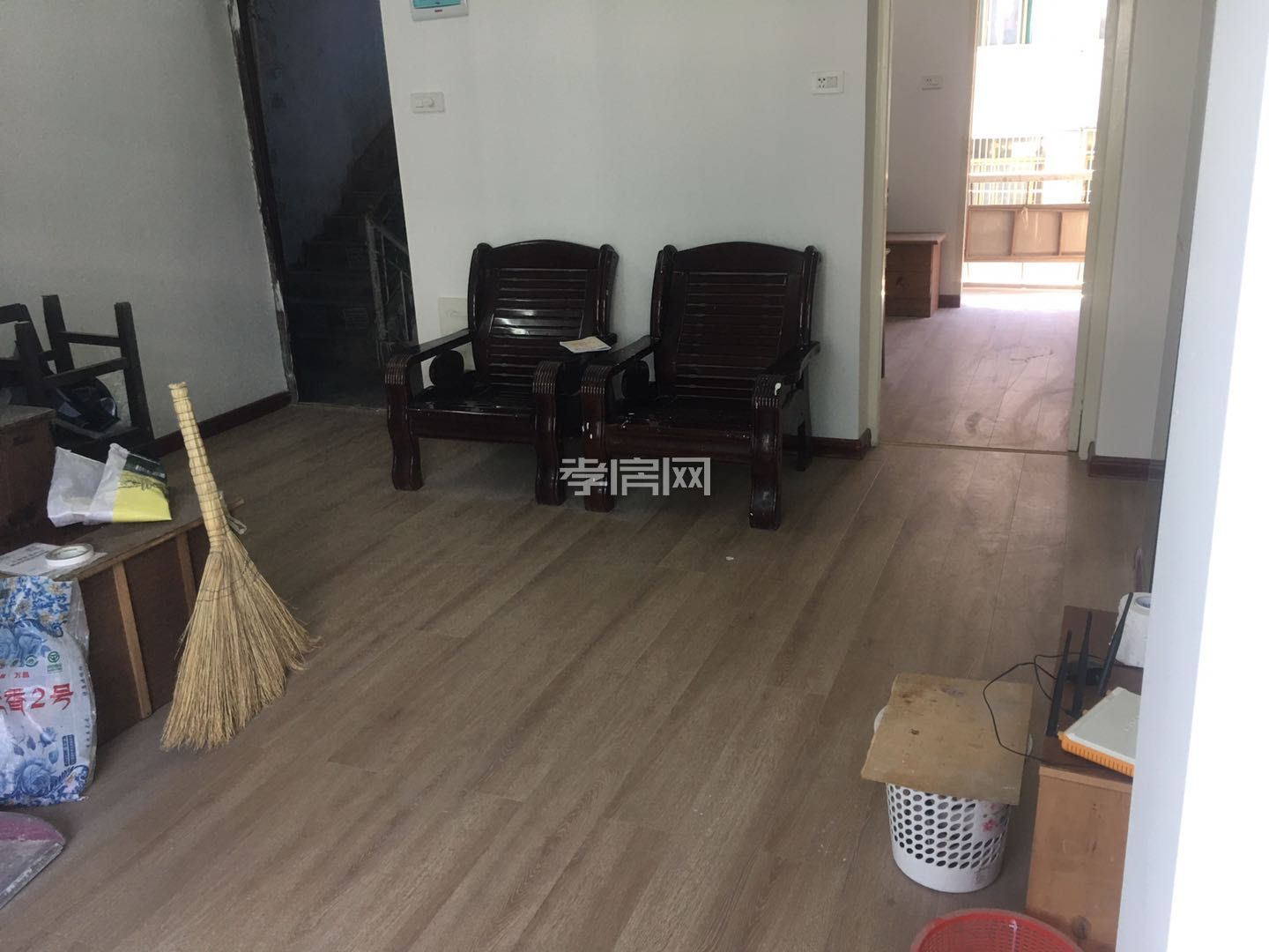 建設(shè)路疾控 對(duì)面三房出售