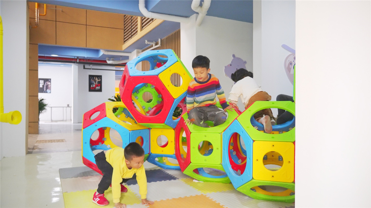 居和·幸福里架空層