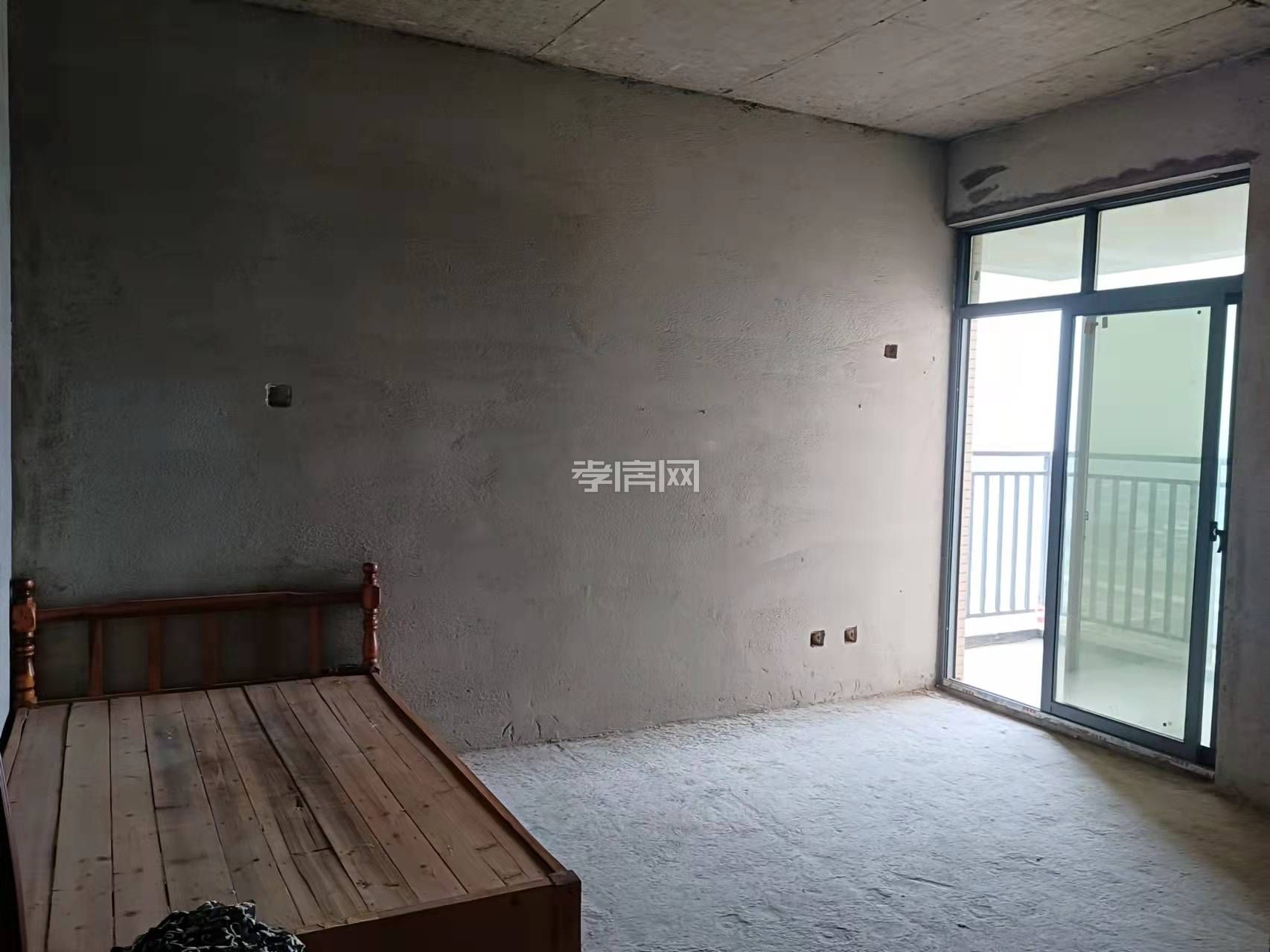 澴川公園旁86平毛坯房