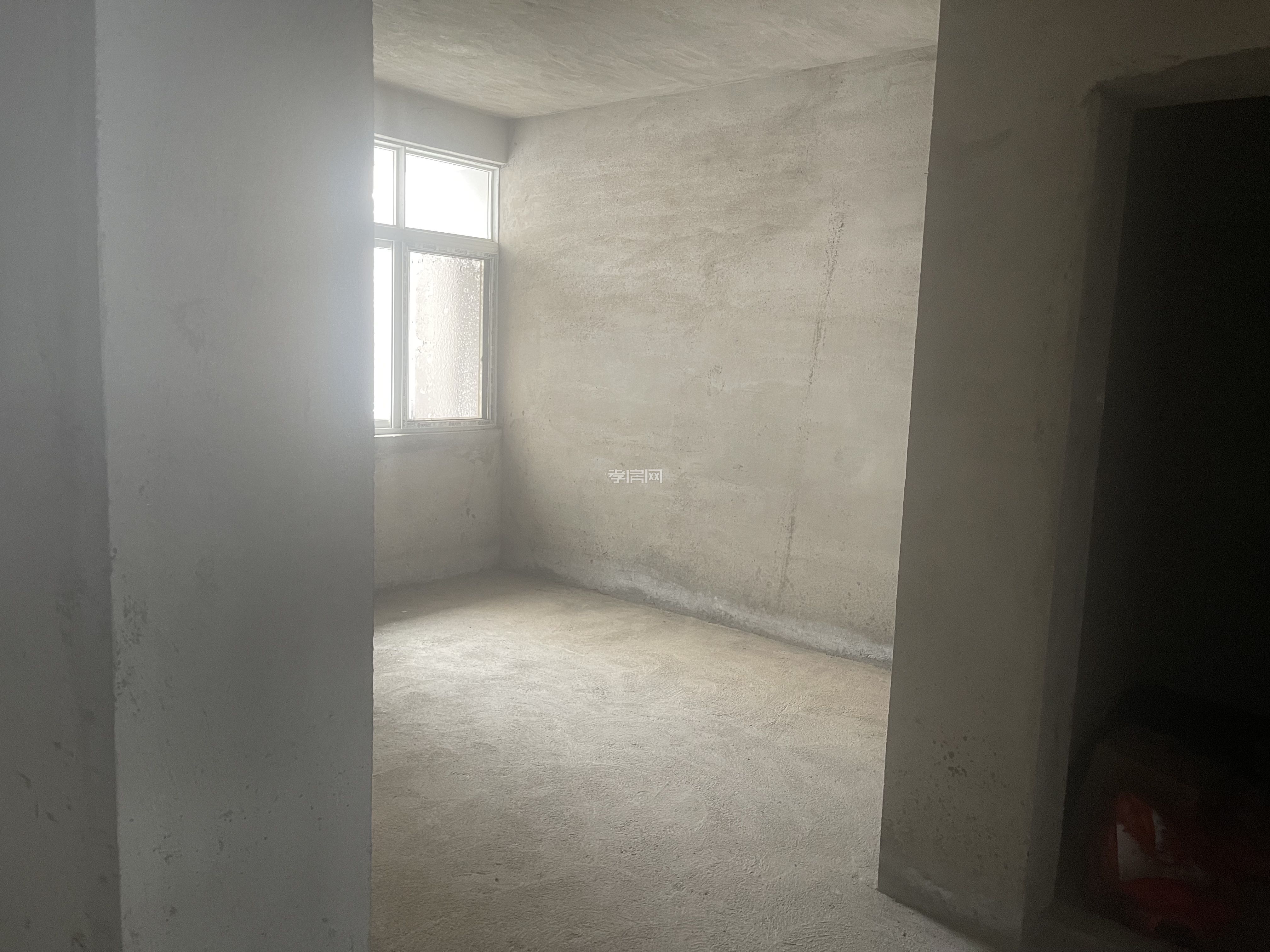 黃琪大廈7樓明年按電梯，價格 對面就是嚴橋 和銀泰城后面是丹陽中學