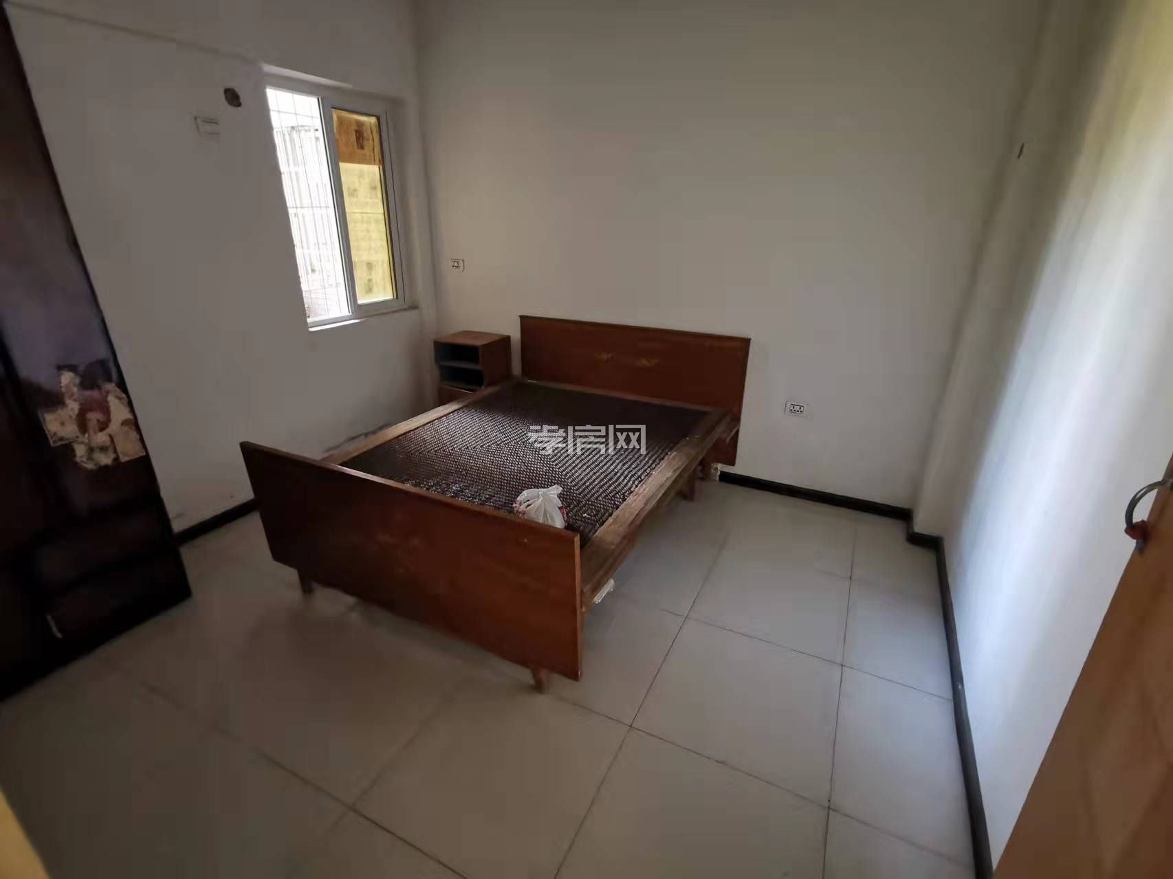 槐蔭大道星火街星火社區(qū)兩室兩廳出售