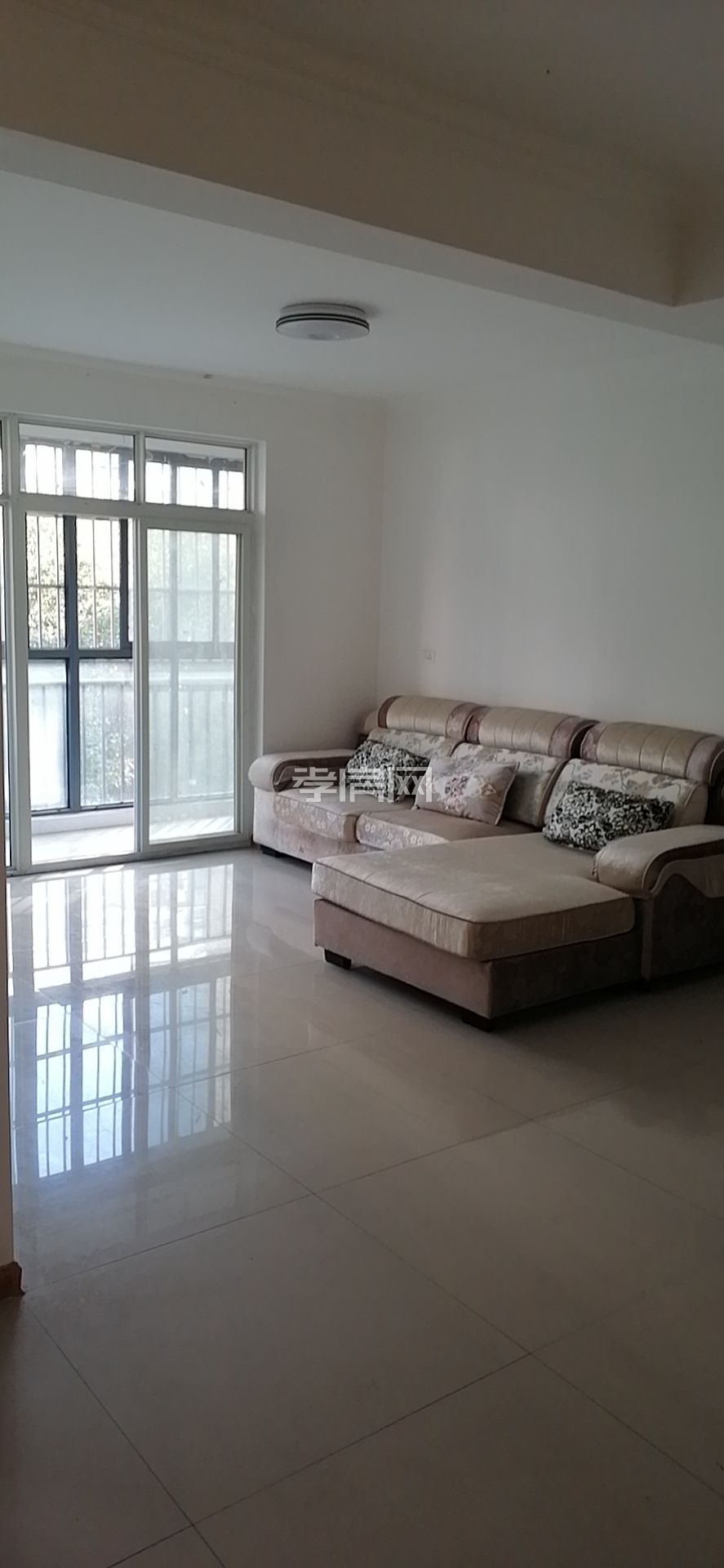 急售，急售，撿漏，撿漏低于市場(chǎng)價(jià)錦繡后湖三期三樓90平米精裝修49萬(wàn)出售